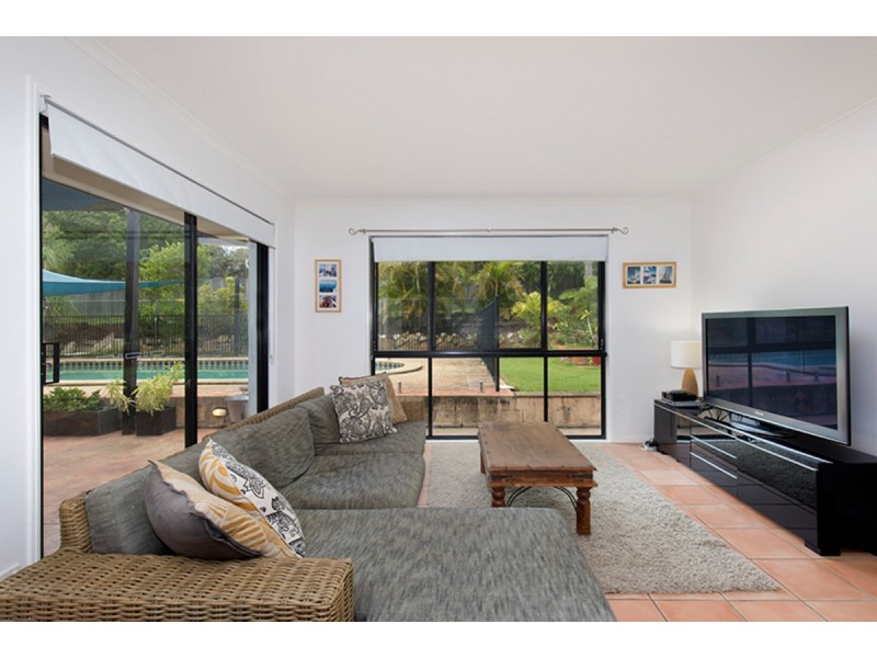 128 Pioneer Crescent, Bellbowrie QLD 4070