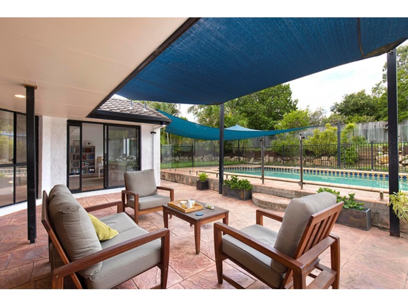 128 Pioneer Crescent, Bellbowrie QLD 4070