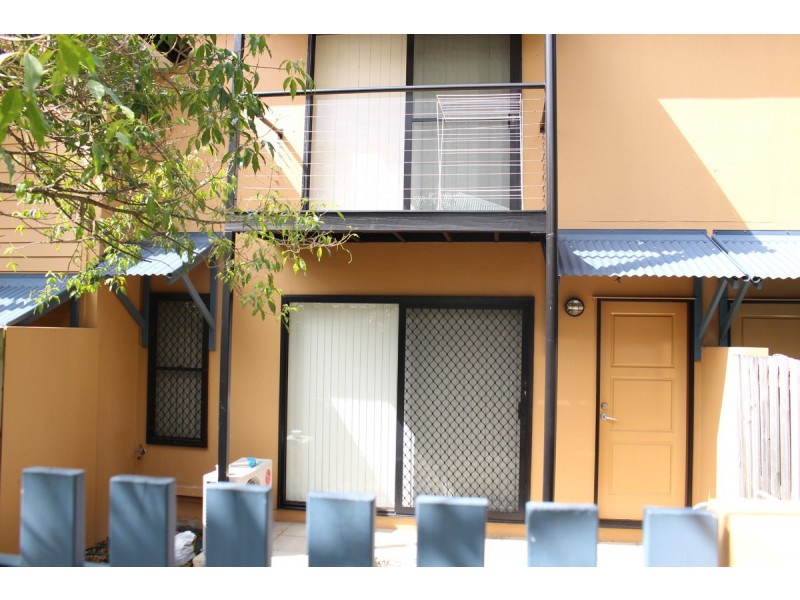 2/255 Moggill Road, Indooroopilly QLD 4068