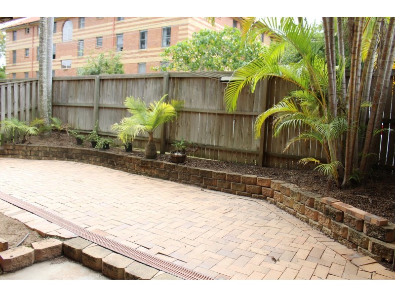 1/42 Bayliss Street, Toowong QLD 4066