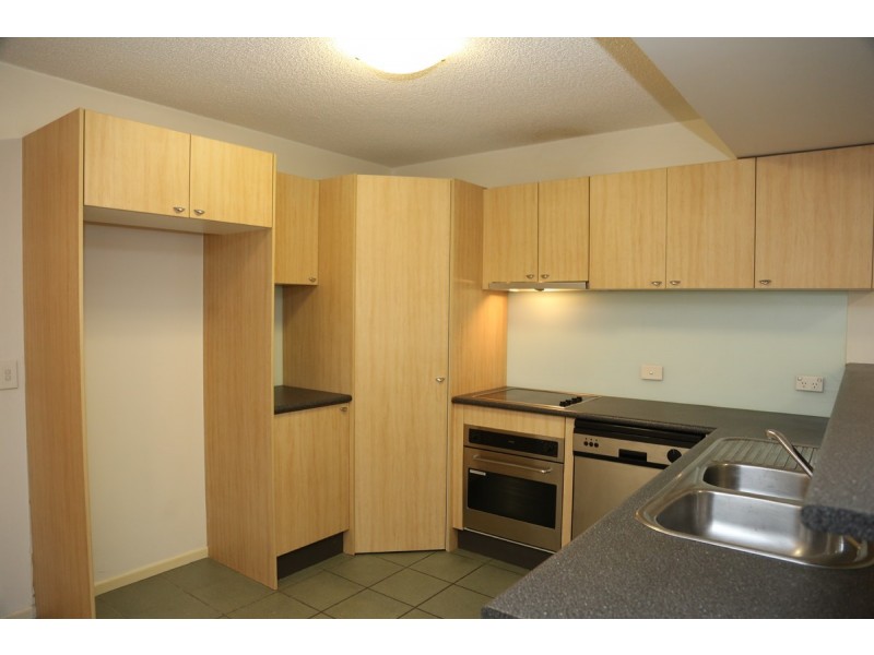 13/7 Landsborough Terrace, Toowong QLD 4066