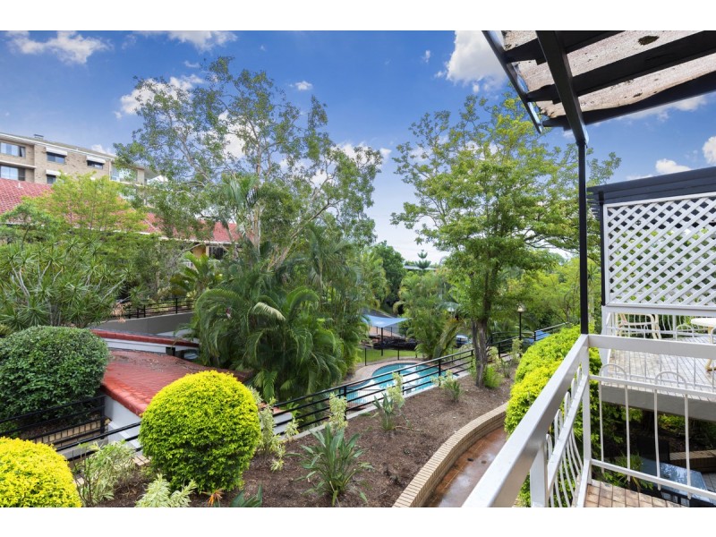 17/31 Bishop Street, St Lucia QLD 4067