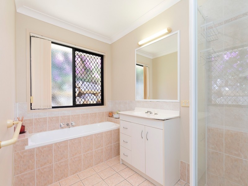 12 Sandlewood Close, Moggill QLD 4070