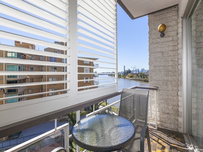 17/26 Brisbane Street, Toowong QLD 4066