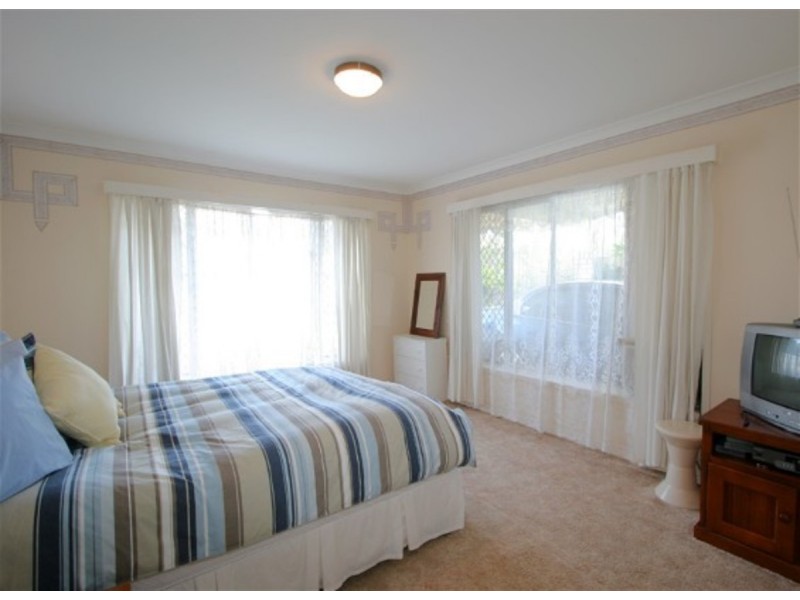 4 Durness Street, Kenmore QLD 4069