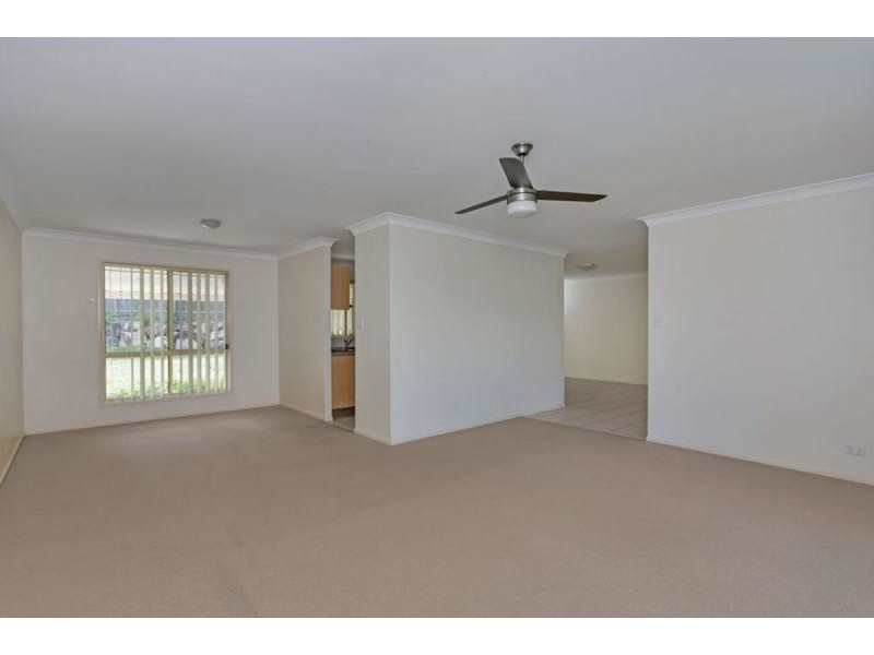 20 Oleosa Close, Moggill QLD 4070