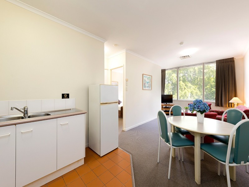 11/435 Coronation Drive, Auchenflower QLD 4066