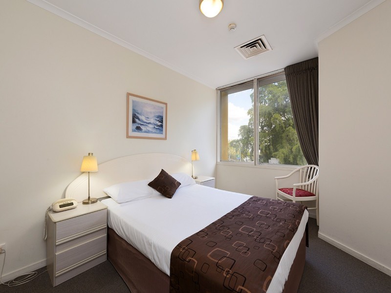 11/435 Coronation Drive, Auchenflower QLD 4066