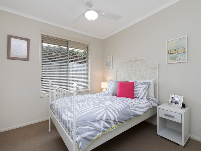 11 Springbrook Place, Moggill QLD 4070