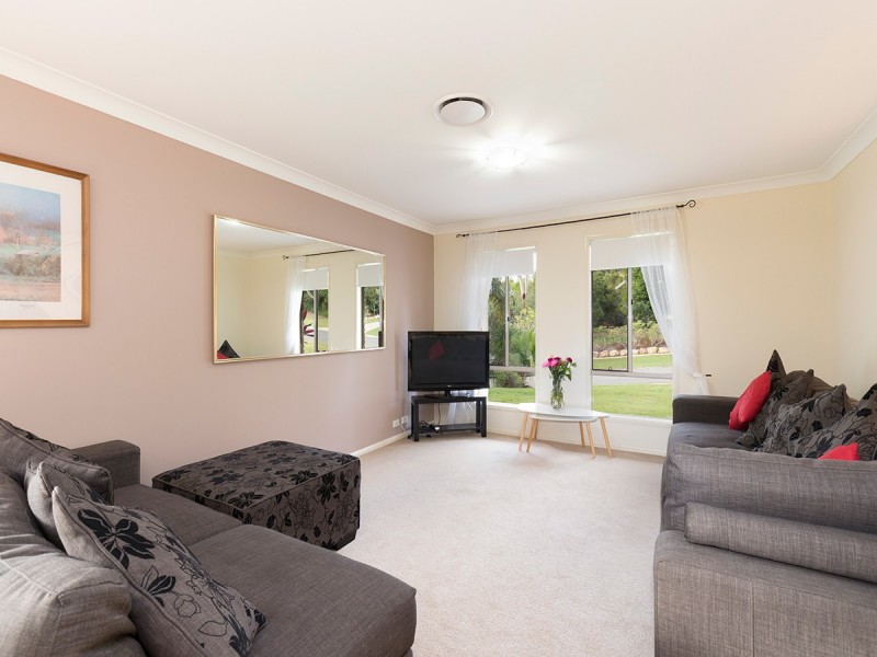 92 Fiddlewood Crescent, Bellbowrie QLD 4070