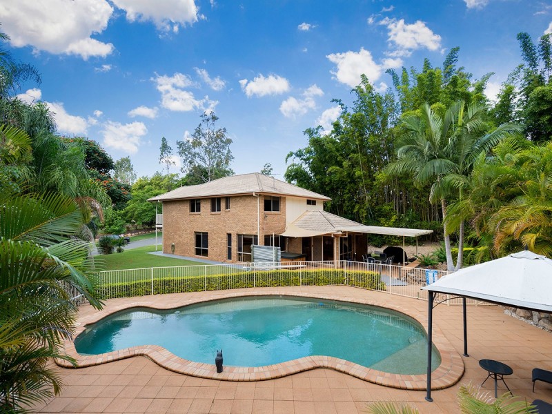 92 Fiddlewood Crescent, Bellbowrie QLD 4070