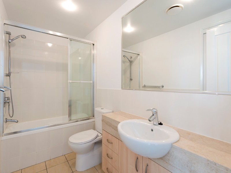 175/7 Land Street, Toowong QLD 4066