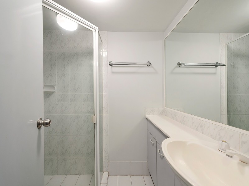 23/21 Campbell Street, Toowong QLD 4066