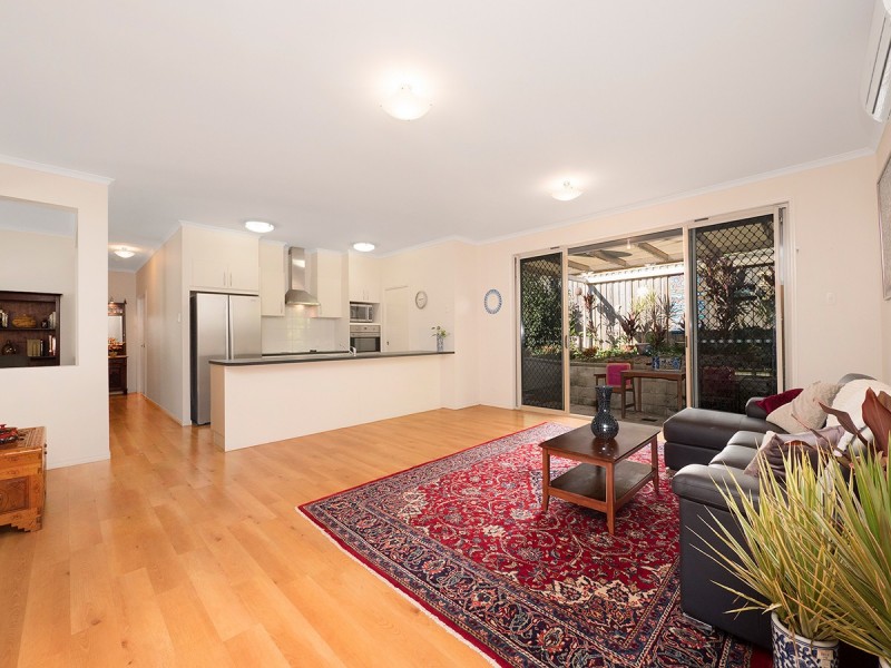 32 Church Road, Bellbowrie QLD 4070