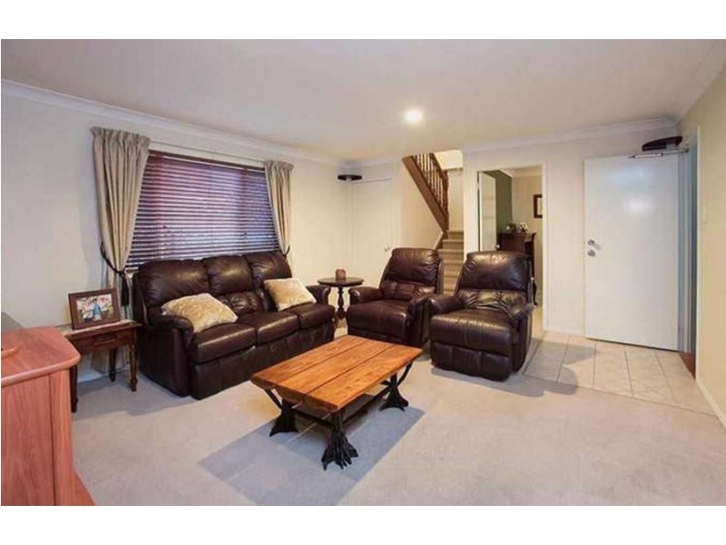 18 Mossman Street, Taringa QLD 4068