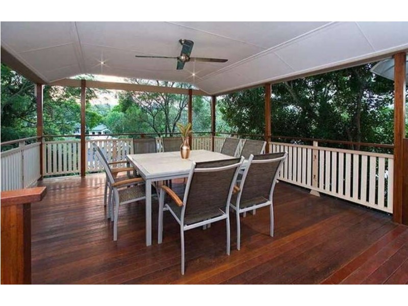 18 Mossman Street, Taringa QLD 4068