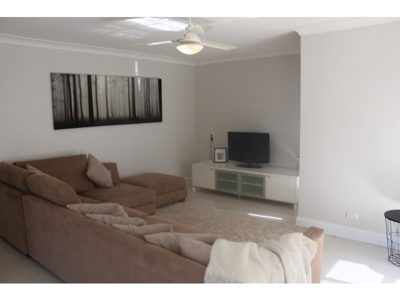 1/27 Sugarwood Street, Bellbowrie QLD 4070