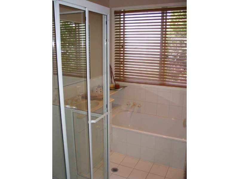 16/2 Brasted Street, Taringa QLD 4068