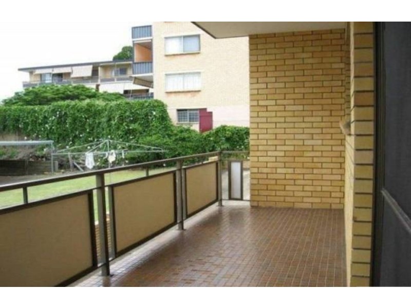 1/100 Sherwood Road, Toowong QLD 4066