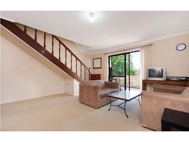 3/77 Warren Street, St Lucia QLD 4067