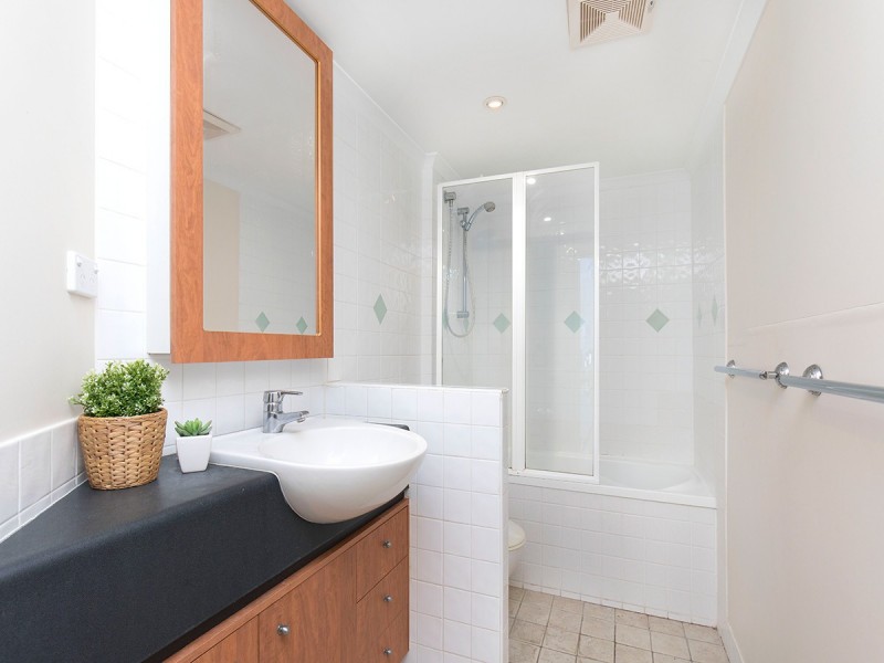 14/53 Warren Street, St Lucia QLD 4067