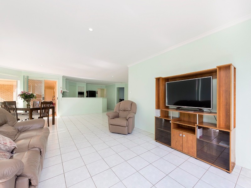 68 Crestwood Place, Moggill QLD 4070