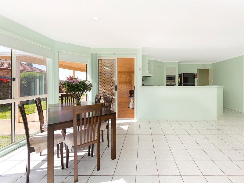 68 Crestwood Place, Moggill QLD 4070