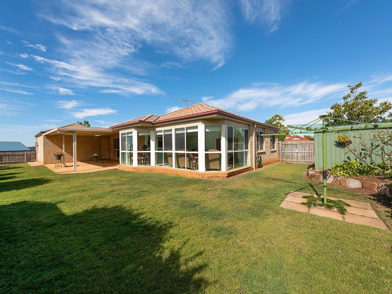 68 Crestwood Place, Moggill QLD 4070