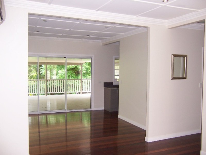 91 Main Avenue, Bardon QLD 4065