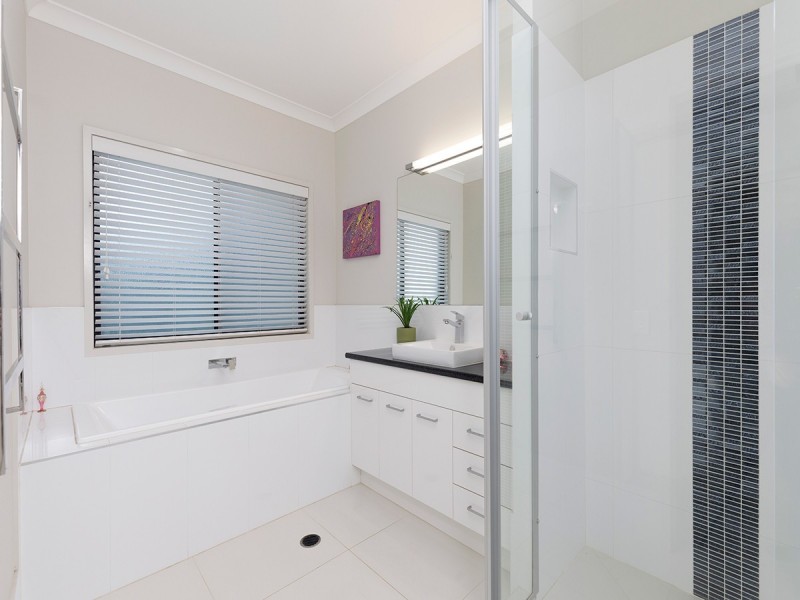 19 O’Connell Close, Bellbowrie QLD 4070