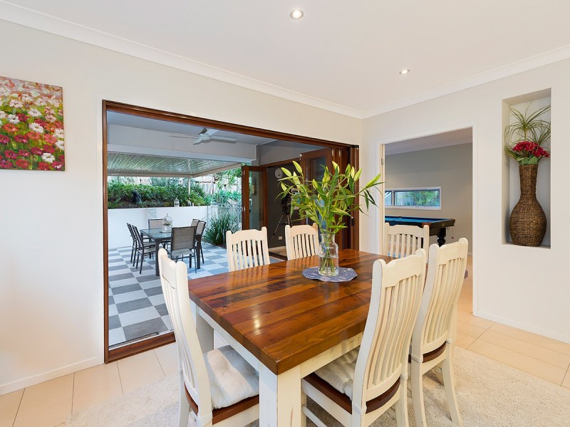 20 Grange Place, Moggill QLD 4070