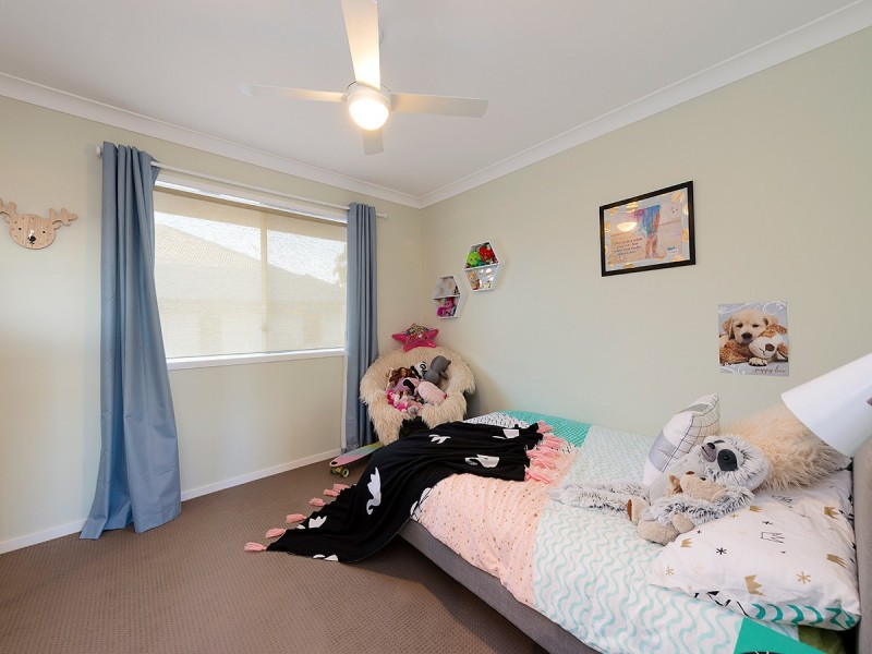 20 Grange Place, Moggill QLD 4070