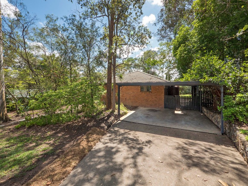 12 Pinkwood Street, Bellbowrie QLD 4070