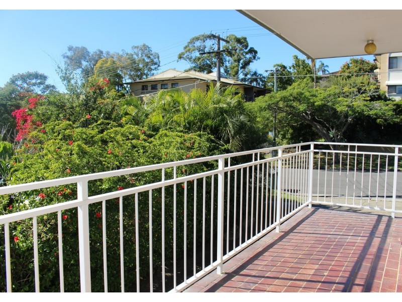 1/37 Mitre Street, St Lucia QLD 4067