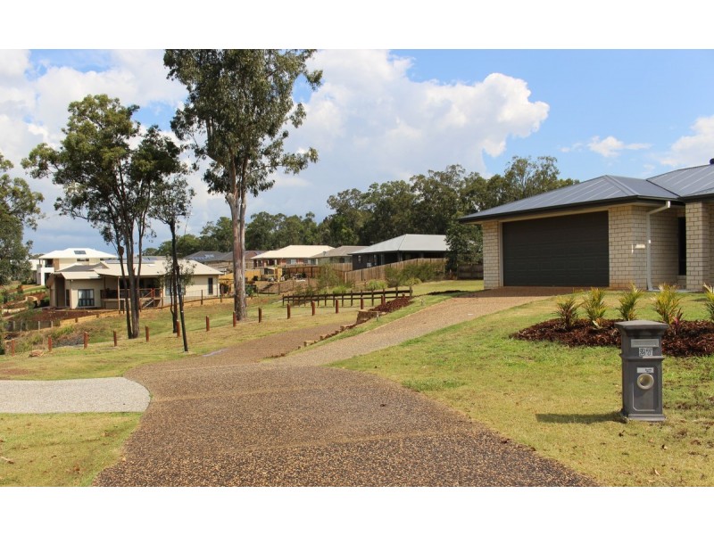 27 Lilly Pilly Place, Moggill QLD 4070