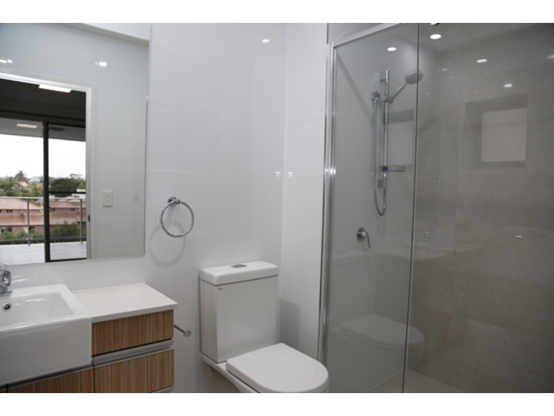 18/8 Finney Road, Indooroopilly QLD 4068