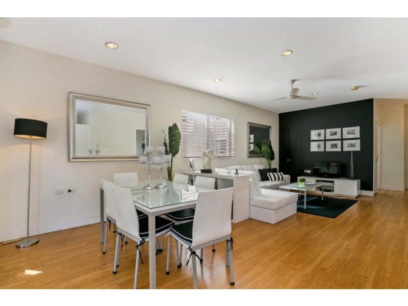 8/23 Bellevue Terrace, St Lucia QLD 4067