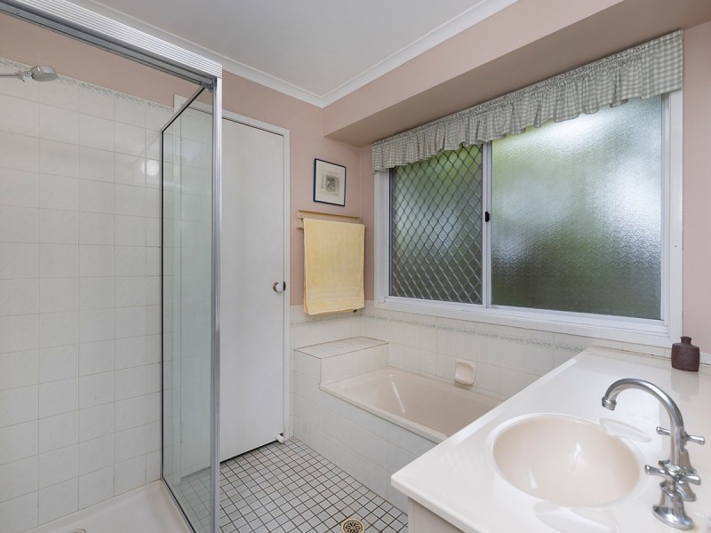 22 Allspice Street, Bellbowrie QLD 4070