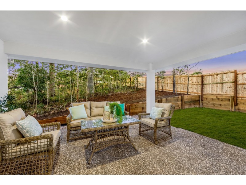 74 Honeyeater Crescent, Moggill QLD 4070