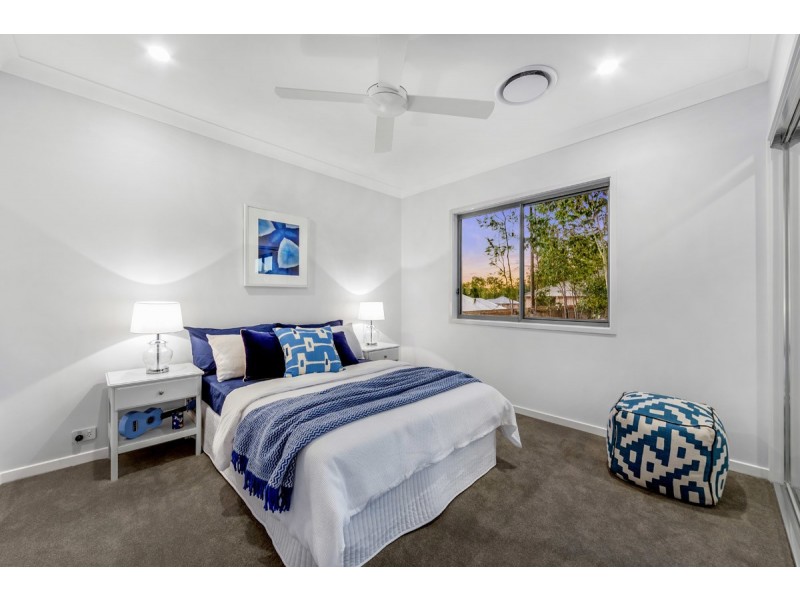 74 Honeyeater Crescent, Moggill QLD 4070