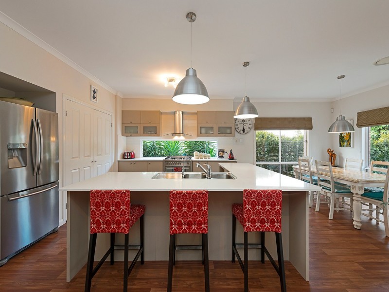 7 Grange Place, Moggill QLD 4070