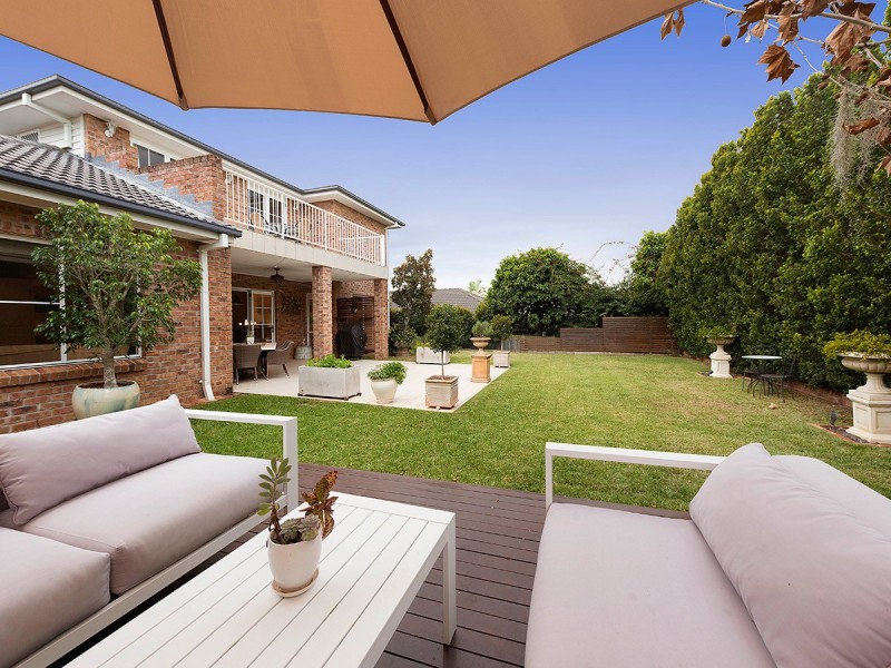 7 Grange Place, Moggill QLD 4070