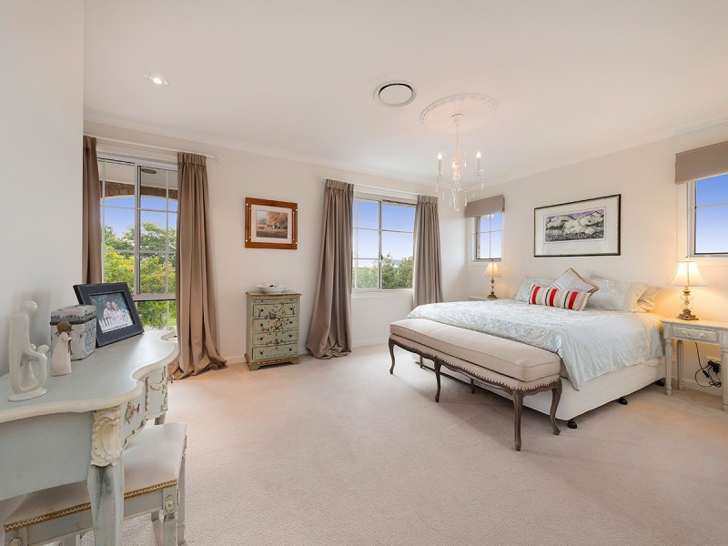 7 Grange Place, Moggill QLD 4070