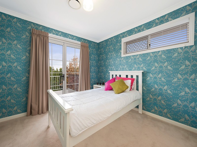 7 Grange Place, Moggill QLD 4070