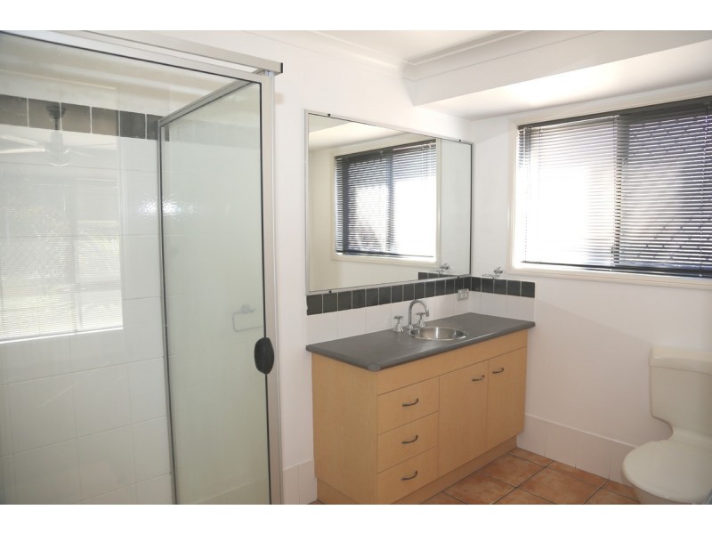 12 Glenwood Place, Moggill QLD 4070