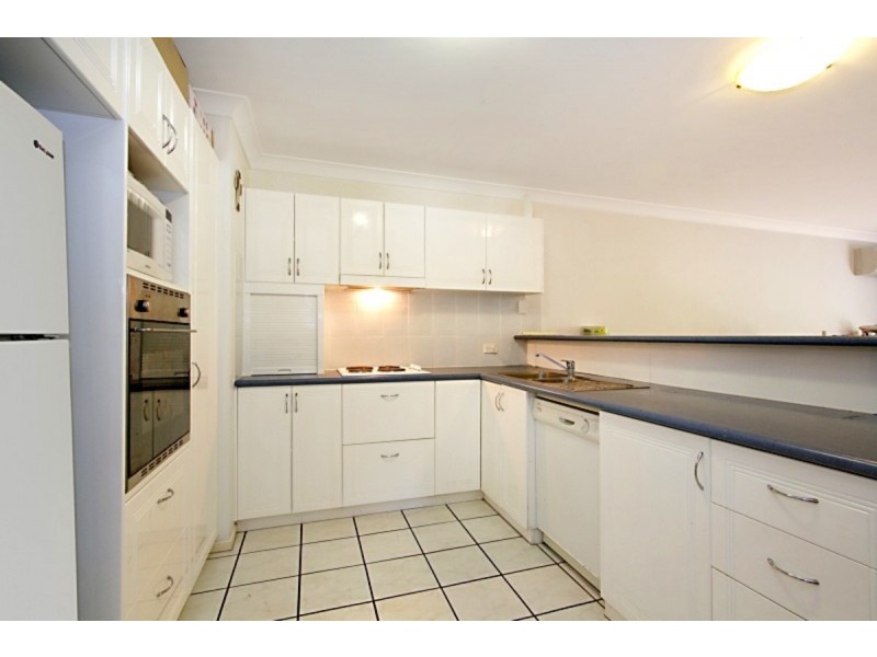 8/54 York Street, Indooroopilly QLD 4068