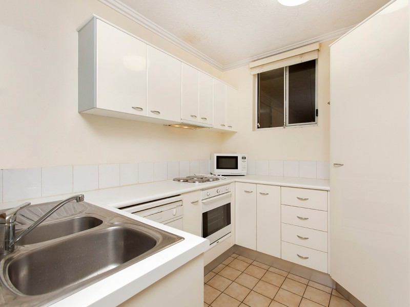 4/16 Patrick Lane, Toowong QLD 4066