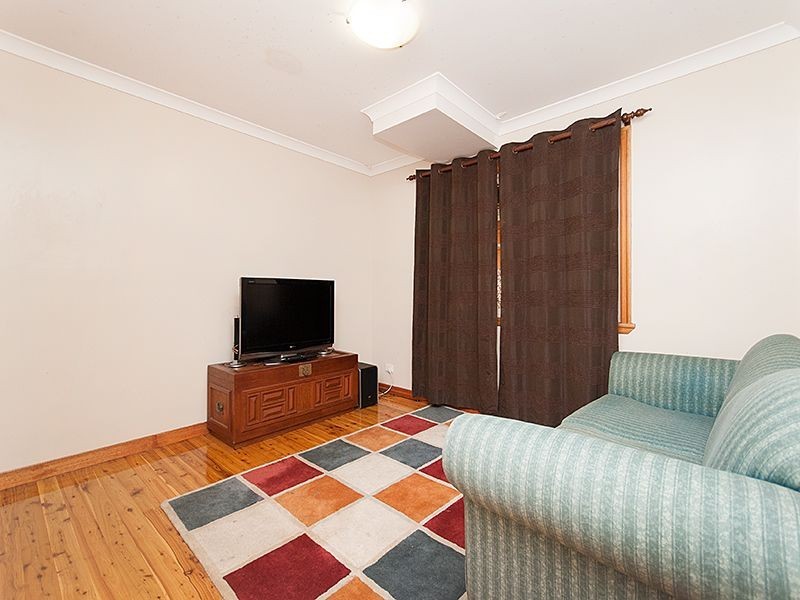 4 Sleath Street, Toowong QLD 4066