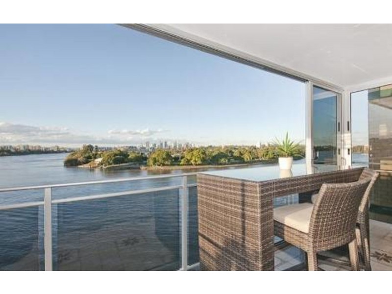 12/2 Sandford Street, St Lucia QLD 4067