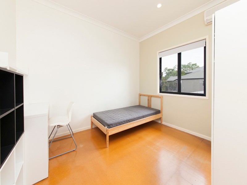 250 Sir Fred Schonell Drive, St Lucia QLD 4067